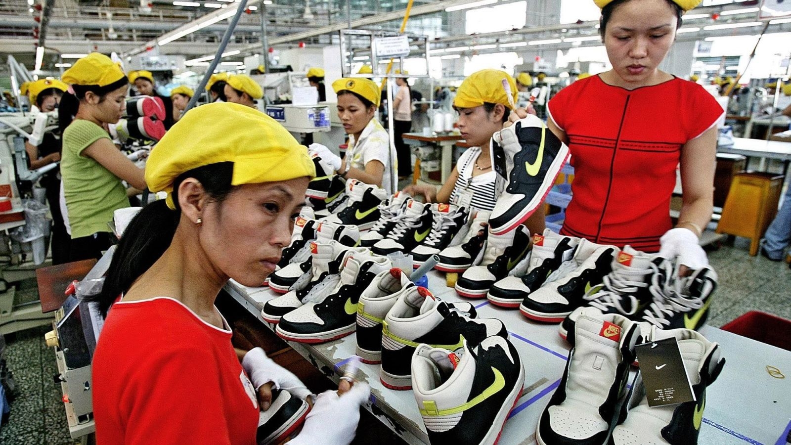 Завод Nike в Китае