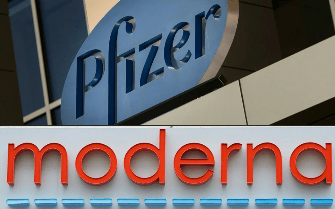 Минобороны РФ обвинило Pfizer и Moderna в военных исследованиях в Украине. Ранее ведомство заявляло, что Украина отправляет вирусы с птицами
